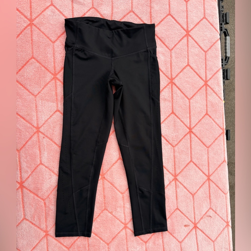 Champion Black 3/4th Leggings